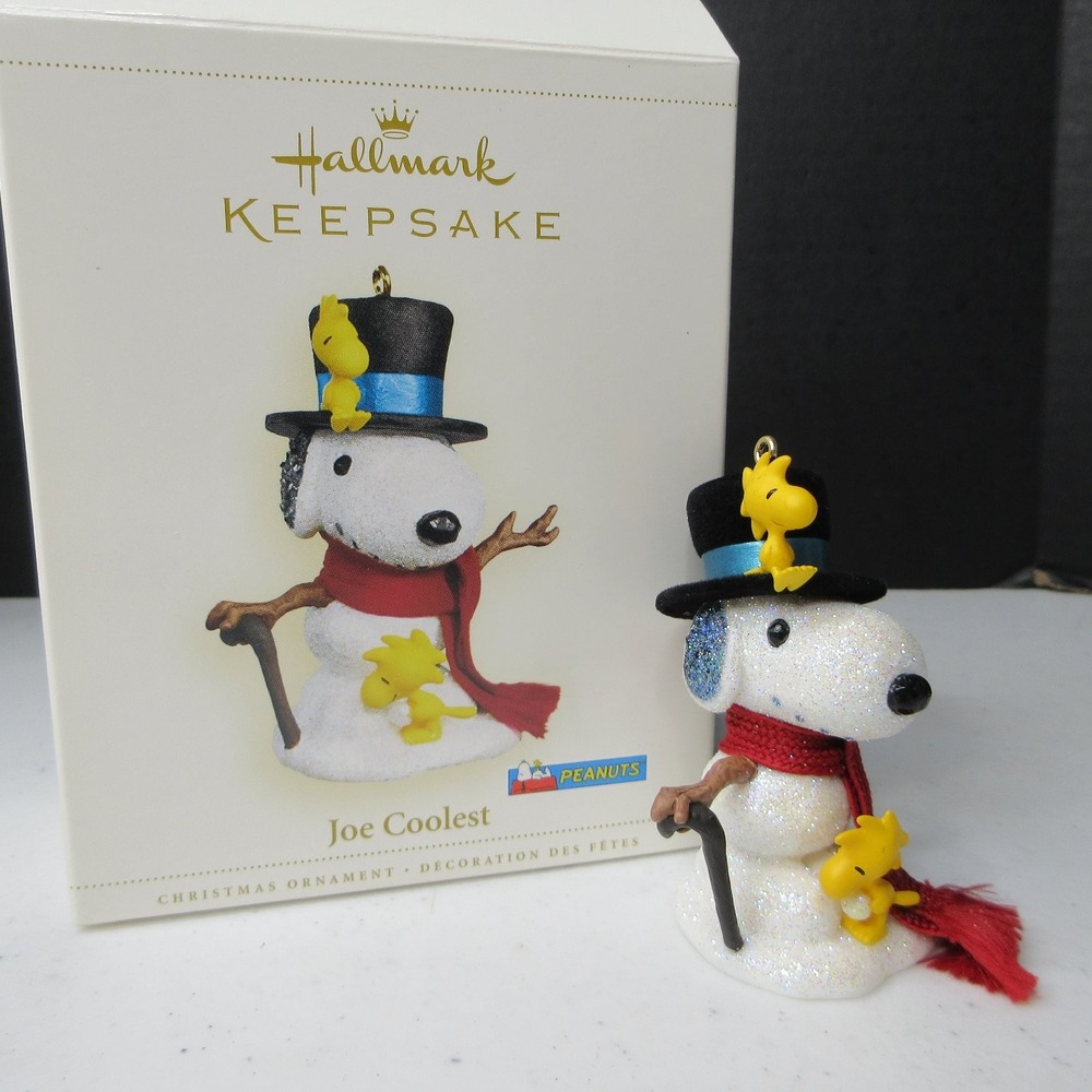 Hallmark Keepsake Ornament 2006 Snoopy Joe Coolest Woodstock Christmas Peanuts
